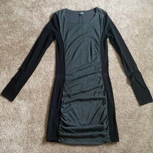 EXPRESS Ruched, LS, Colorblock Bodycon Dress, Black and Charcoal, Small, EUC